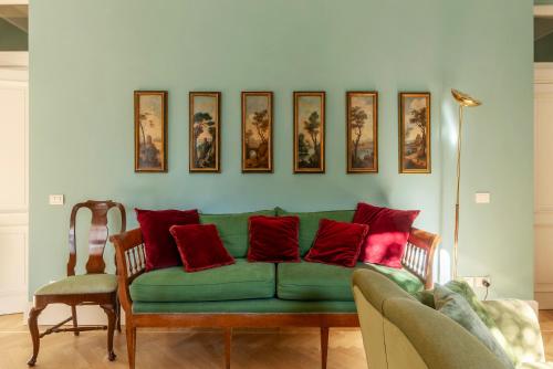 Santa Maria alle Fornaci - FromHometoRome, Рим (фото 2)