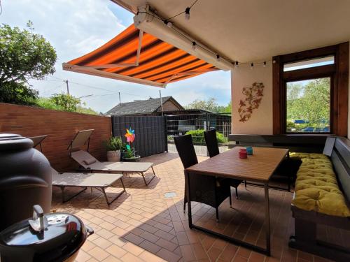 Bi Abbas Jong Bi Abbas Jong