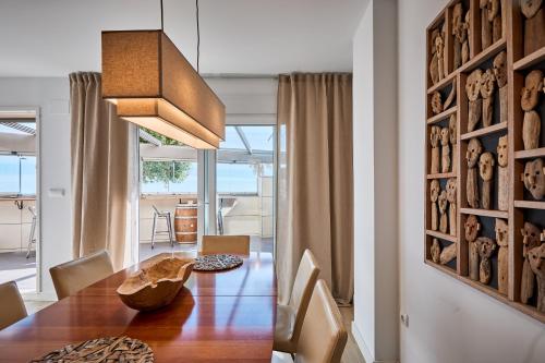 Beachfront apartment with private Taberna - By Welcomely, El Campello (fotografie 6)