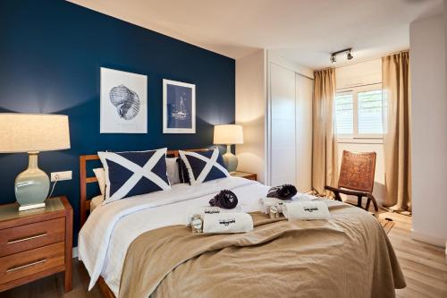 Beachfront apartment with private Taberna - By Welcomely, El Campello (fotografie 9)
