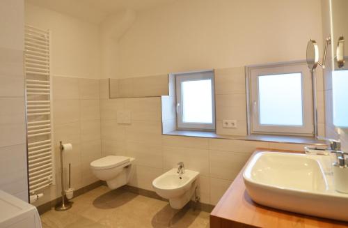 Ferienwohnung Seepanorama 3.2km von Damendorf entfernt