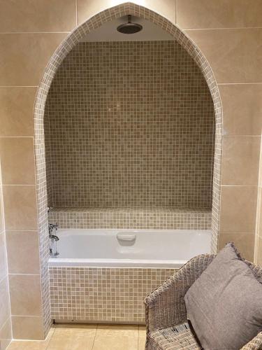 Spacious, cosy 6 bedroom house which sleeps 11 in Banchory