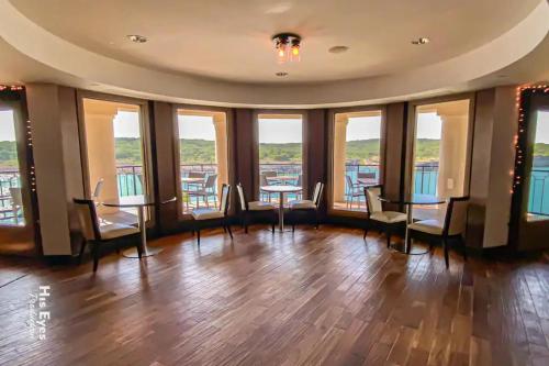 Island Castle in Lago Vista (TX)