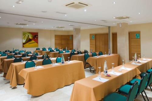 NH San Pedro - image 11