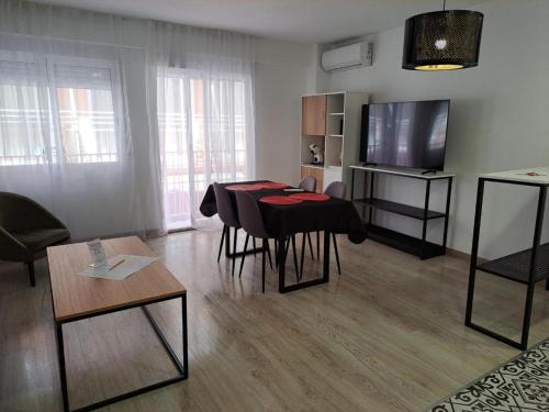 Two-Bedroom Apartment with Balcony image 1
