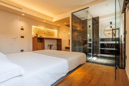 1823 Room 2