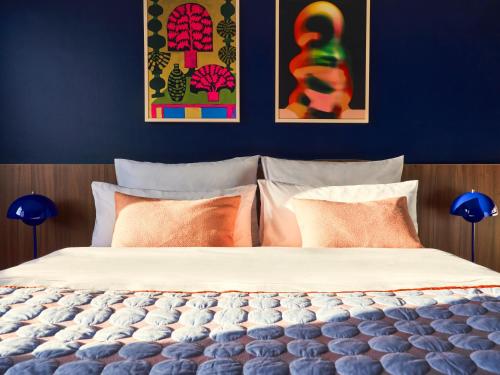 Selina Berlin Mitte Room Type - Medium Room
