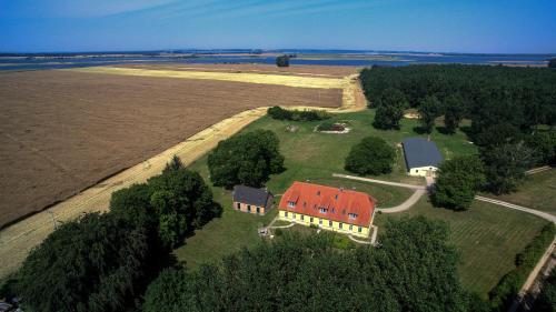 Gut Rattelvitz, Galerie D OST in Gingst