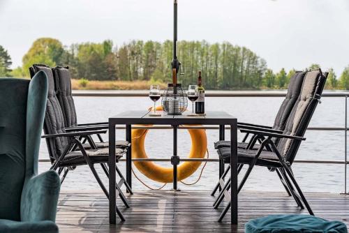 Hausboot Topas in Zehdenick, Deutschland