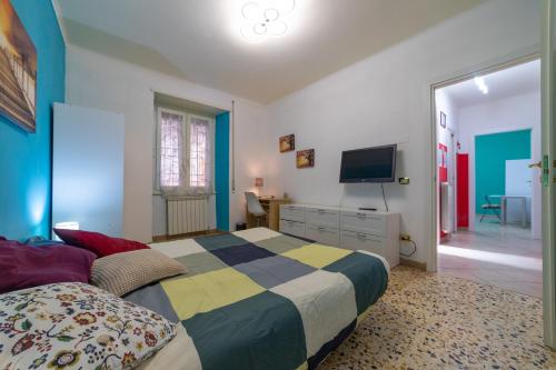 Lemon House 2