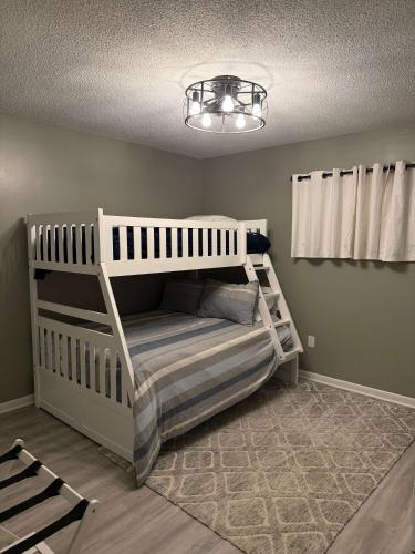 Great 2 Br 1 & half bath Marsh Villas 2M