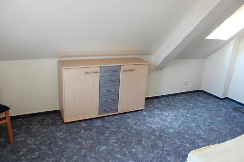 Apartment image 10