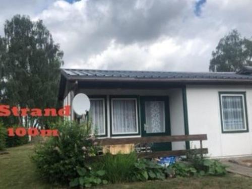 . Ferien-Bungalow im Seebad UeckermündeOT Bellin