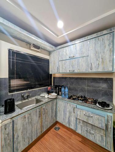 hotel Elites Residency in city center  iqbal town - image 11