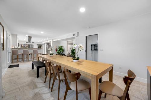 The Perfect Family Retreat w Pool and Games The Perfect Family Retreat w Pool and Games