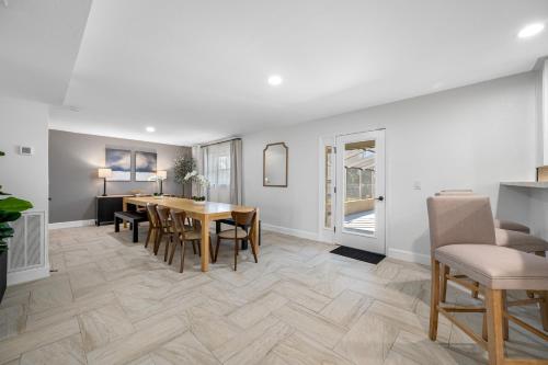 The Perfect Family Retreat w Pool and Games The Perfect Family Retreat w Pool and Games