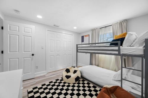 The Perfect Family Retreat w Pool and Games The Perfect Family Retreat w Pool and Games