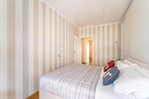 Furio Family Flat, A Few Steps from Metro A Stop, Рим (фото 2)