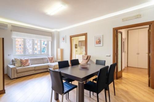 Furio Family Flat, A Few Steps from Metro A Stop, Рим (фото 8)
