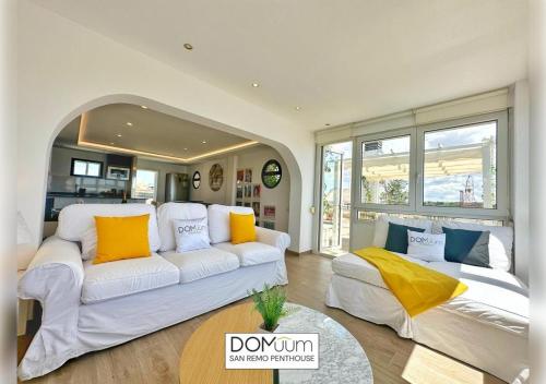DOMuum Holidays - SAN REMO PENTHOUSE - Tap to explore photos