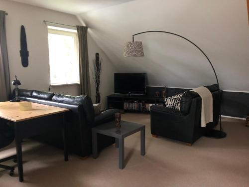 Gemütliche 1 12-Zimmer Wohnung (Gemutliche 1 12-Zimmer Wohnung) in 霍伊斯多夫