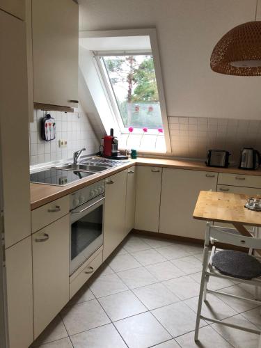 Gemütliche 1 12-Zimmer Wohnung (Gemutliche 1 12-Zimmer Wohnung) in 霍伊斯多夫