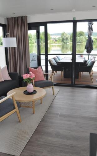 Hausboot Aquamarin - LP4 in Höxter, Deutschland