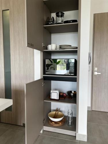 One-Bedroom Apartment image 10