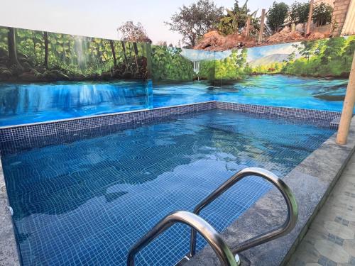 Peldbaseins, GandhadaGudi Nature Retreat in Anekal