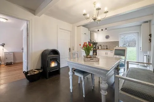 Landhaus am Mühlendamm - Meerblick, Sauna und Ofen in Steinbergkirche, Deutschland