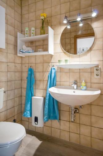 Apartment image 9