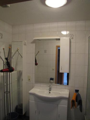 Ferienwohnung Mauer, Wohnung "Ost" in Heede, Deutschland