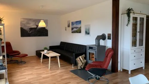 Ferienwohnung Mimo direkt am Waldrand in Frankenau, Deutschland