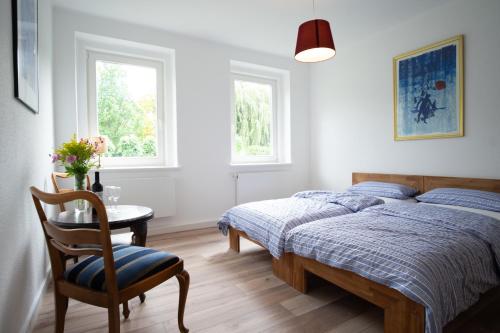 Apartment image 10