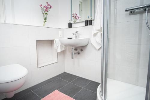 Apartment image 7