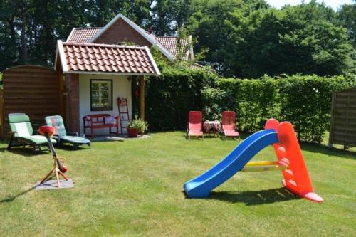 Ferienhaus beim Rosengarten in Lindern (Oldenburg)
