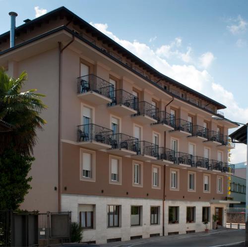 Hotel Boston - image 13