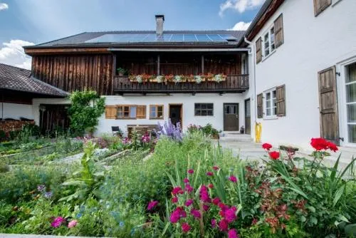 Ferienwohnung Lacherhof in Seehausen am Staffelsee, Deutschland