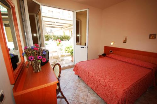 Hotel Bella Riviera - image 5