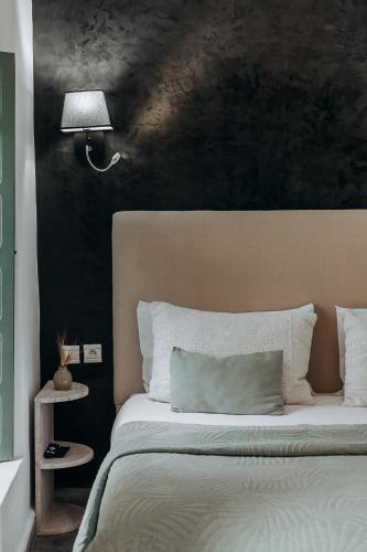 Superior Double Room image 10