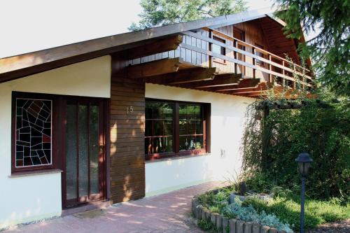 waldhaus no 15 in Mönkebude, Deutschland