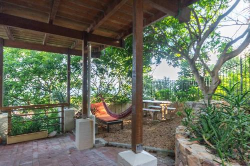 St James Garden Cottage - image 8