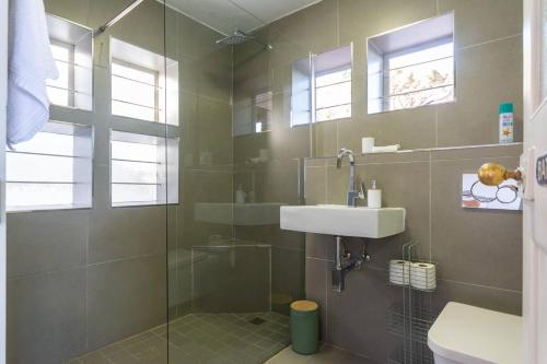 St James Pool Cottage - image 14