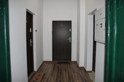 ทัศนียภาพภายนอกโรงแรม, Ali 5 in ซอสโนเวียค