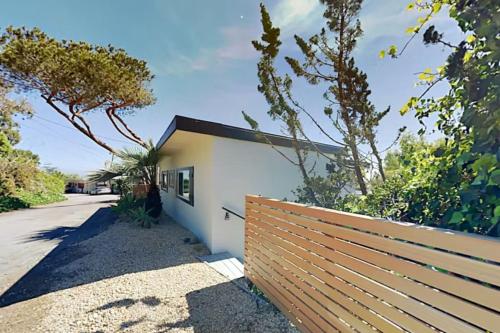 Lillies Oceanview Retreat Lillies Oceanview Retreat