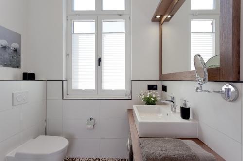 Apartment image 7