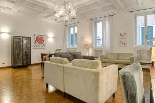 Orsoline Boutique Apartments - Best position in Rome, Рим (фото 6)