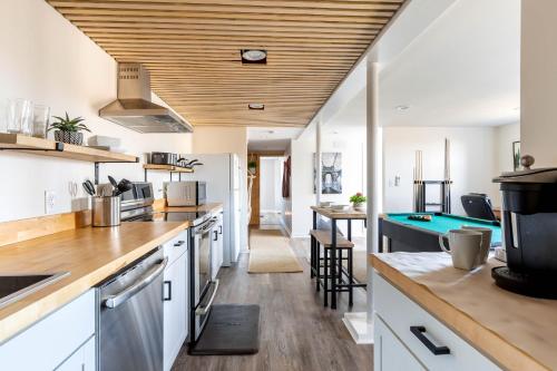 Private Nashville Haven - Minutes to Broadway, BNA in Nashville, USA