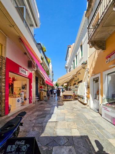 Aphrodite Flat in Historic Centre - image 12