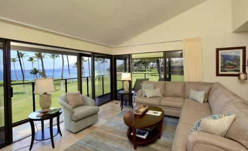 Apartment with Sea View image 1
